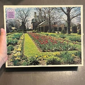 1000 piece Williamsburg, VA puzzle
